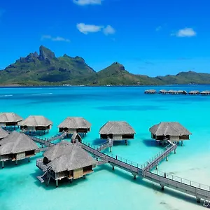 Four Seasons 5*, Bora Bora Fransız Polonezyası