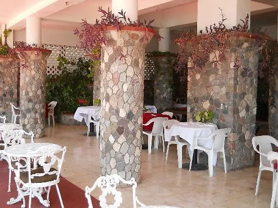 Silver Seas Hotel Ocho Ríos 2*,